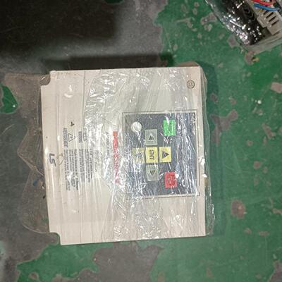LS变频器SV022IGXA-4 功率2.2KW 380V