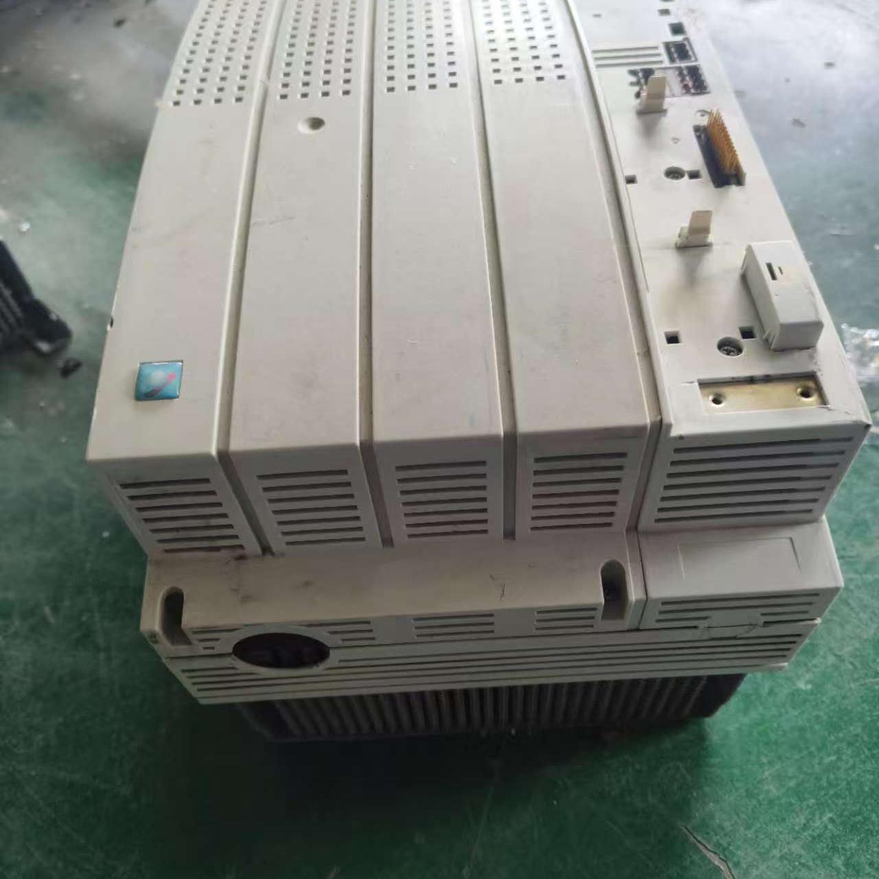 【Lenze 8200 Vector变频器出售】型号E82E