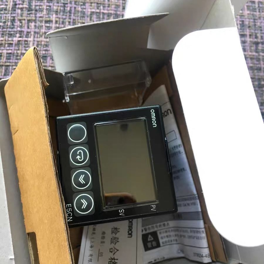 正品温控器E5CN-R2TU/Q2TU E5CN-R1TU/