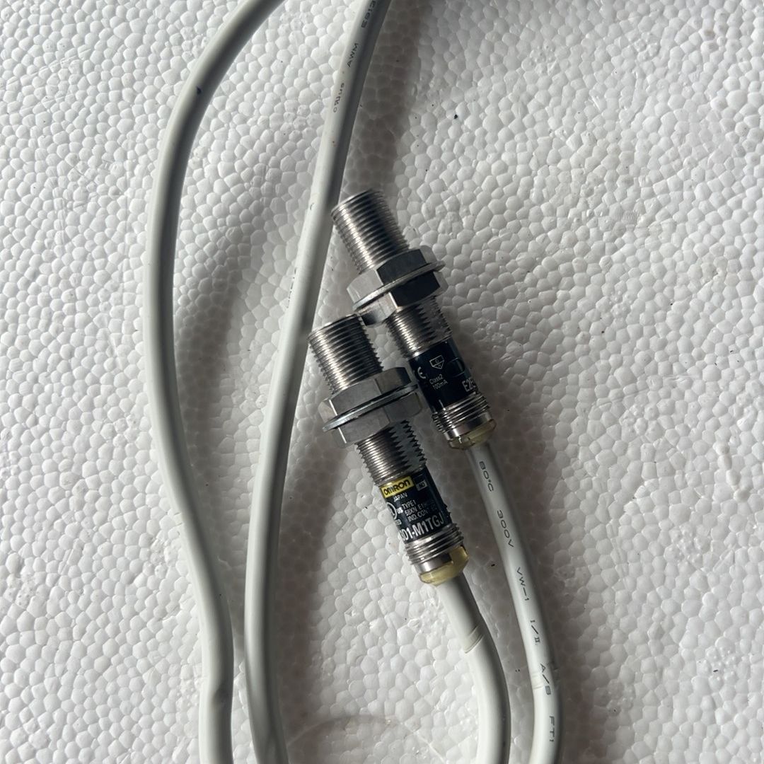 /开关E2EF-X3D1-M1TGJ