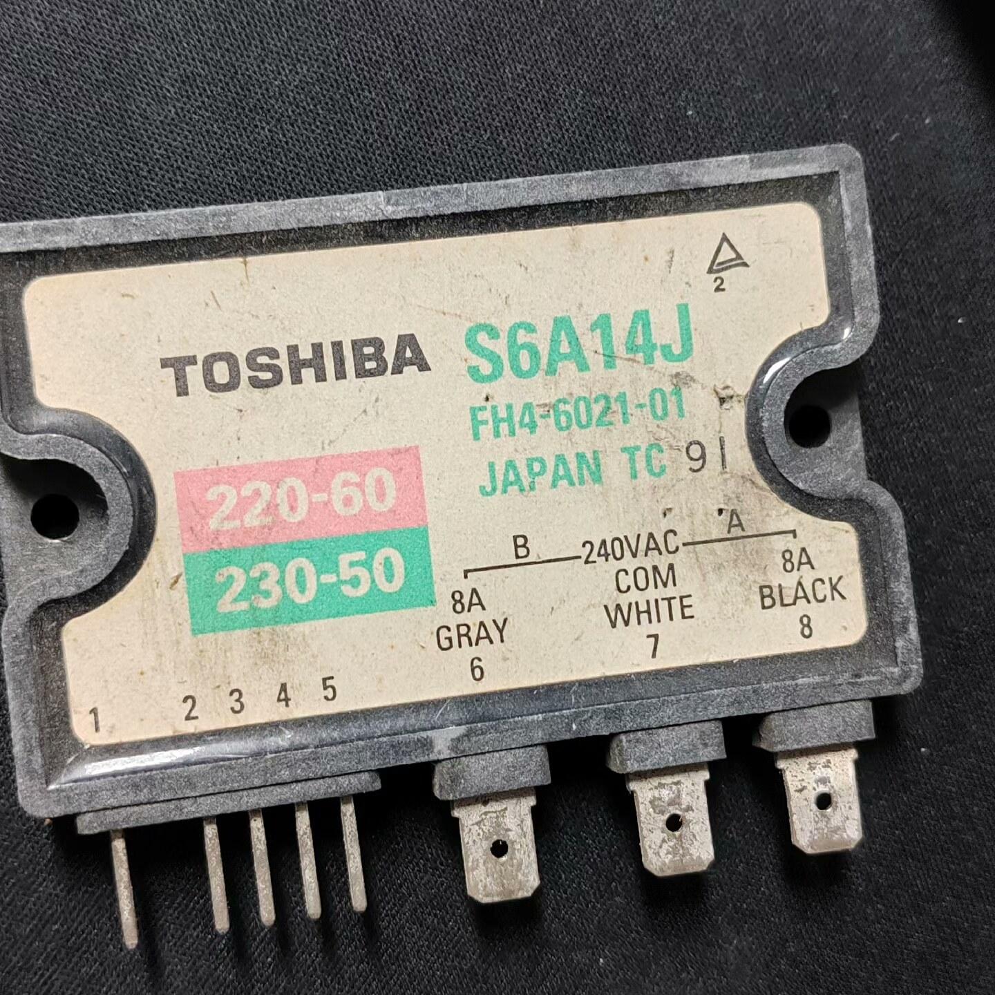 S6A14J    MPX5100DP    MPX5050