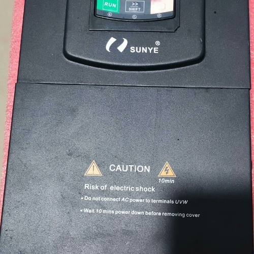 拆机日业变频器  CM530H-4T018GB/022PB