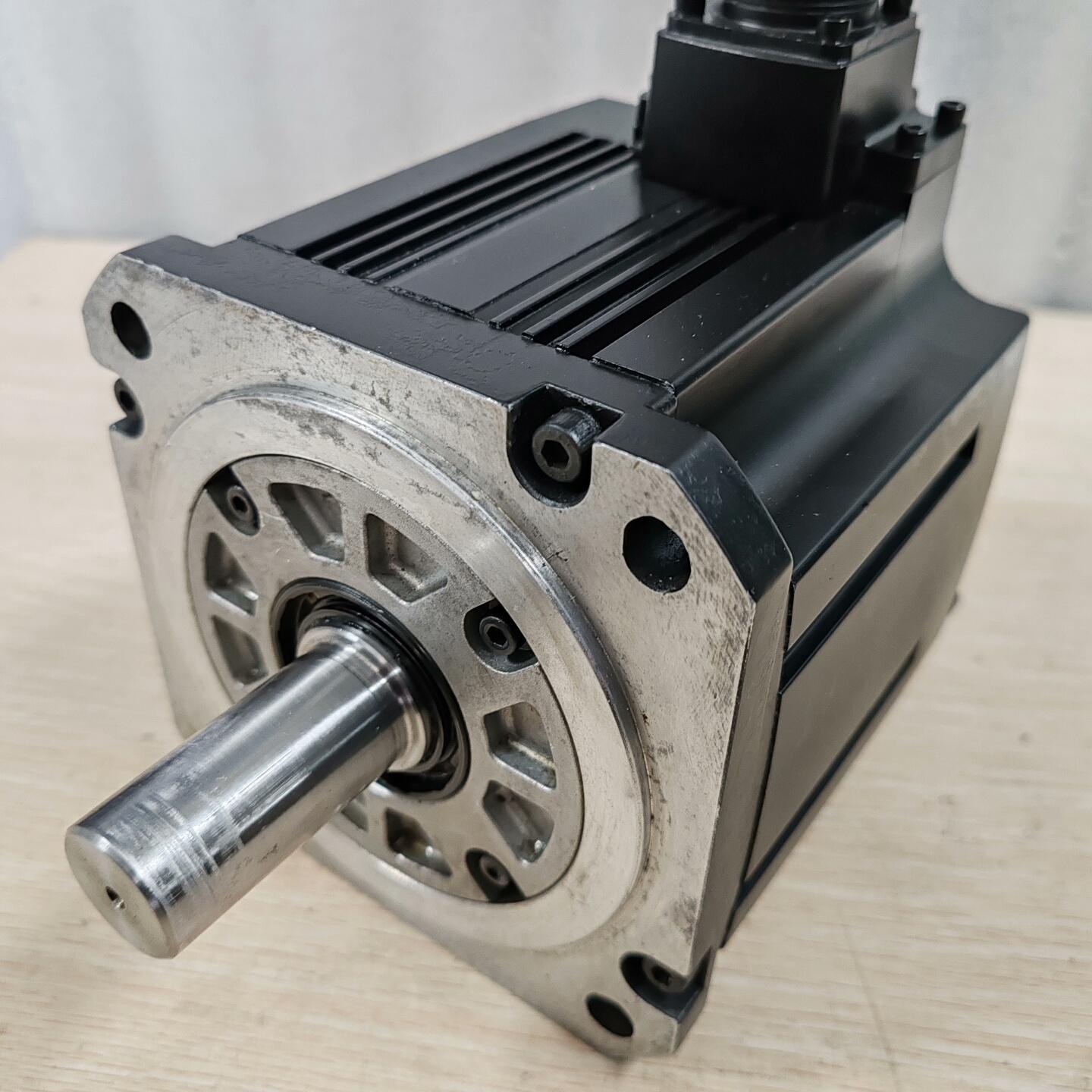 HC53BT-A420.5KW伺服电机 拆机 测试完