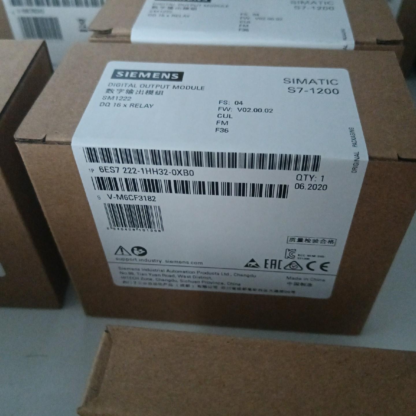 6ES7222-1HH32-0XB0全新未拆封