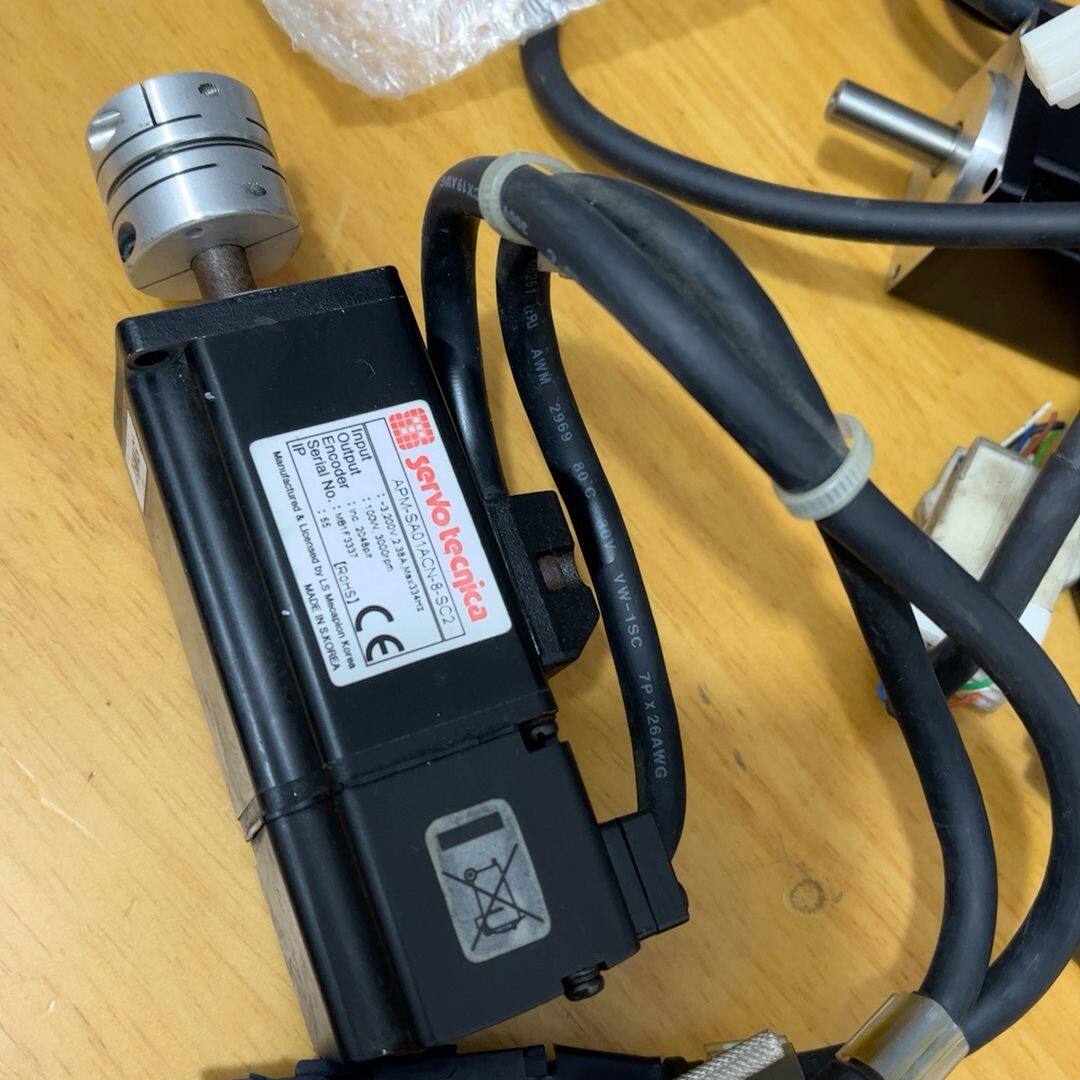 韩国LS APM-SA01ACN-8-SC2伺服 电机
