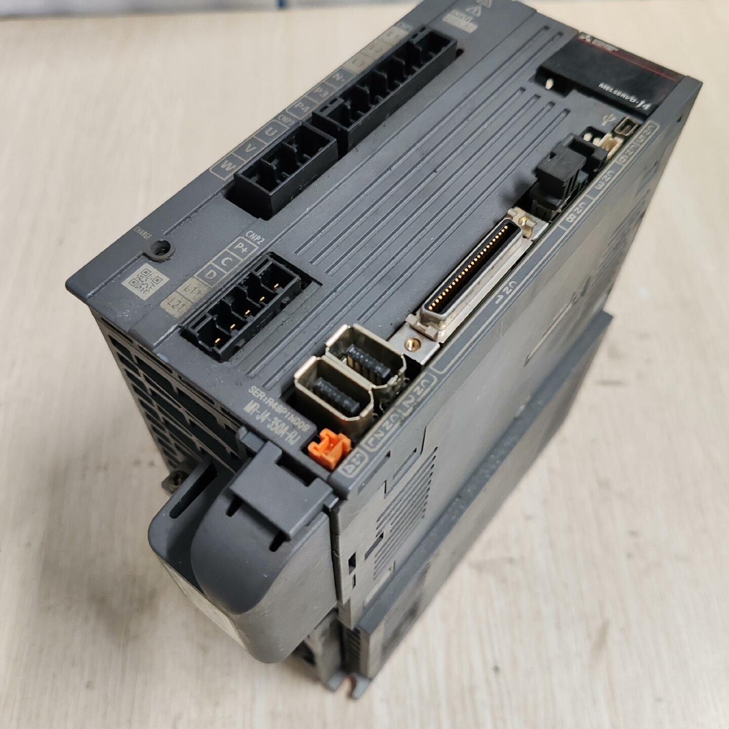 三菱伺服驱动器MR-J4-350A-RJ原装拆机 测试完好