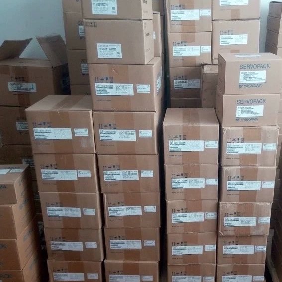 安川SGMAH-04AAA41/02AAAA61D伺服电机全