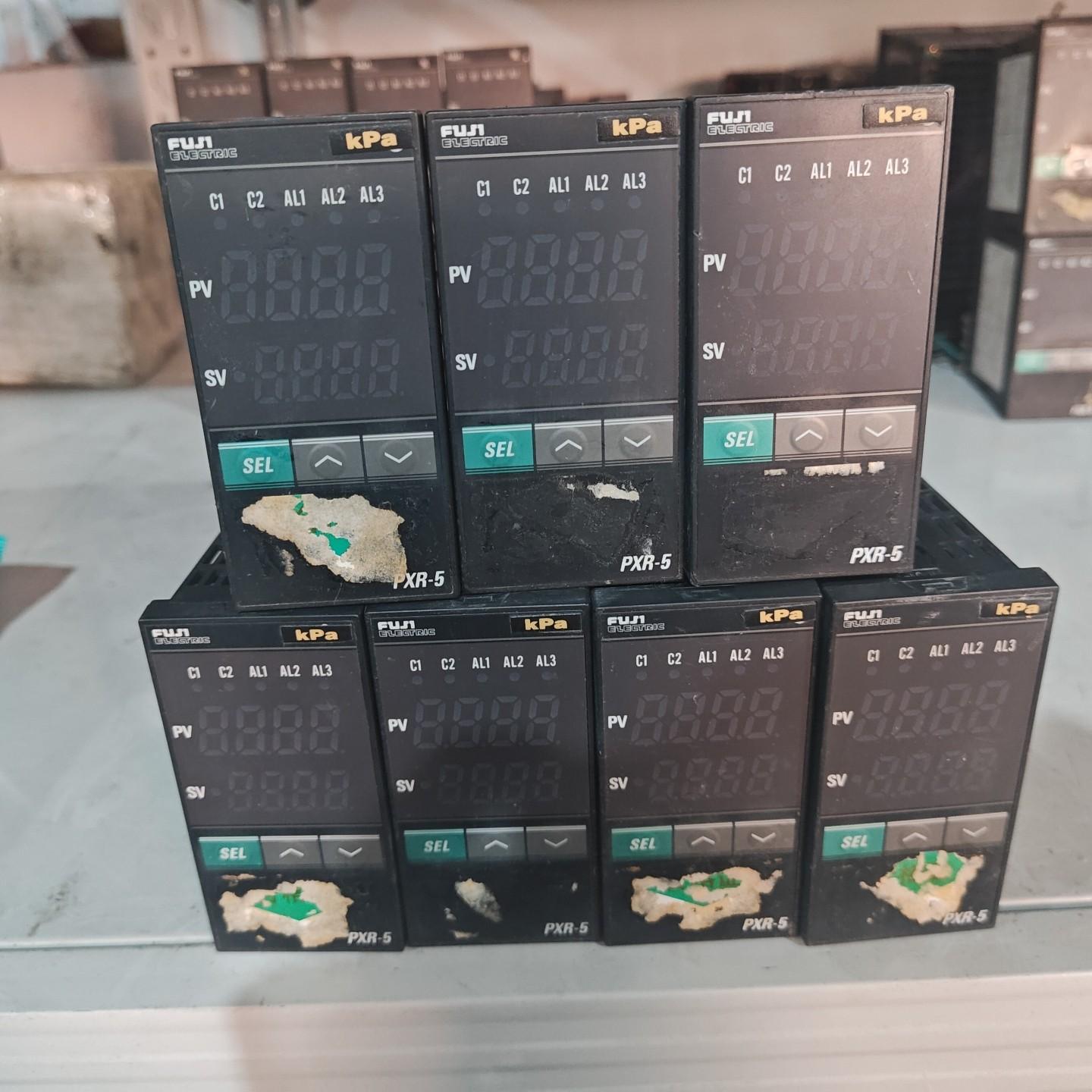 FUJI/富士 温控器 PXR5AAY1-8VM00-A