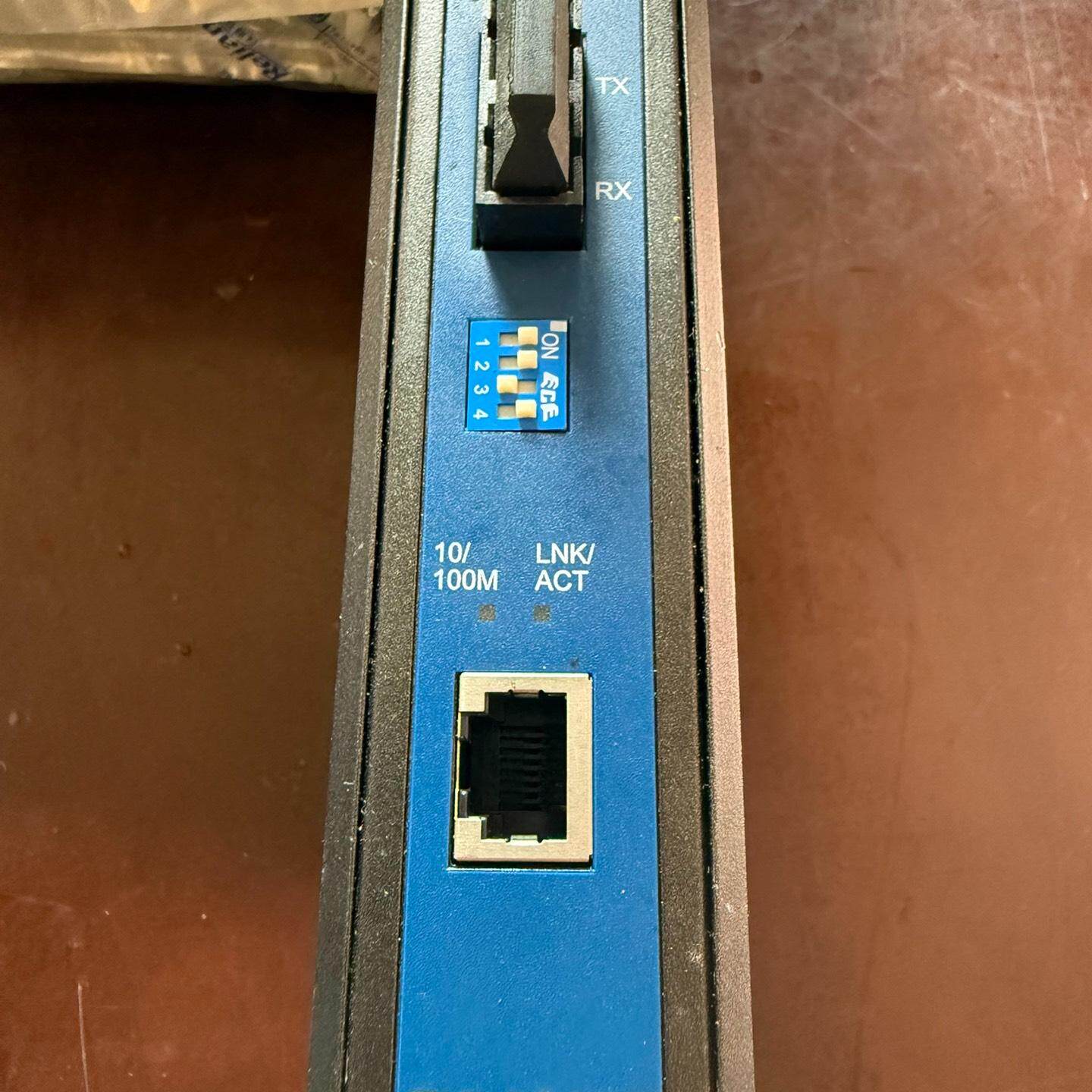 研华EKI－2541M光电转换器 正常使用 需要联系