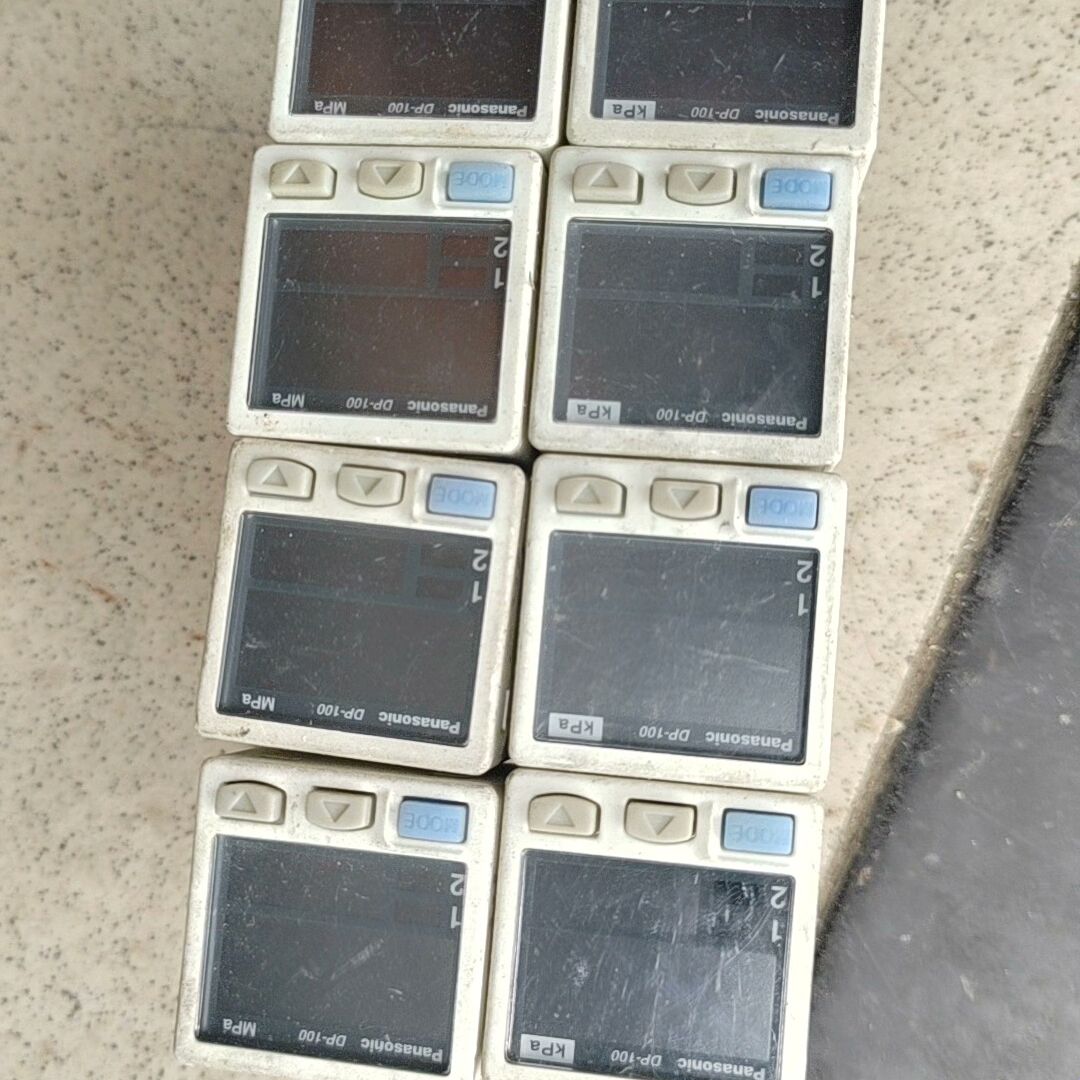 松下 神视 气压表  DP-101   -100~100KP