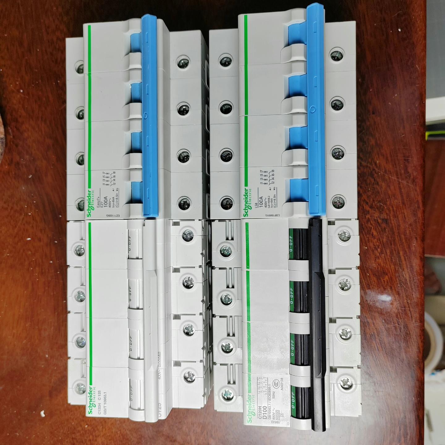 施耐德4p空开100A