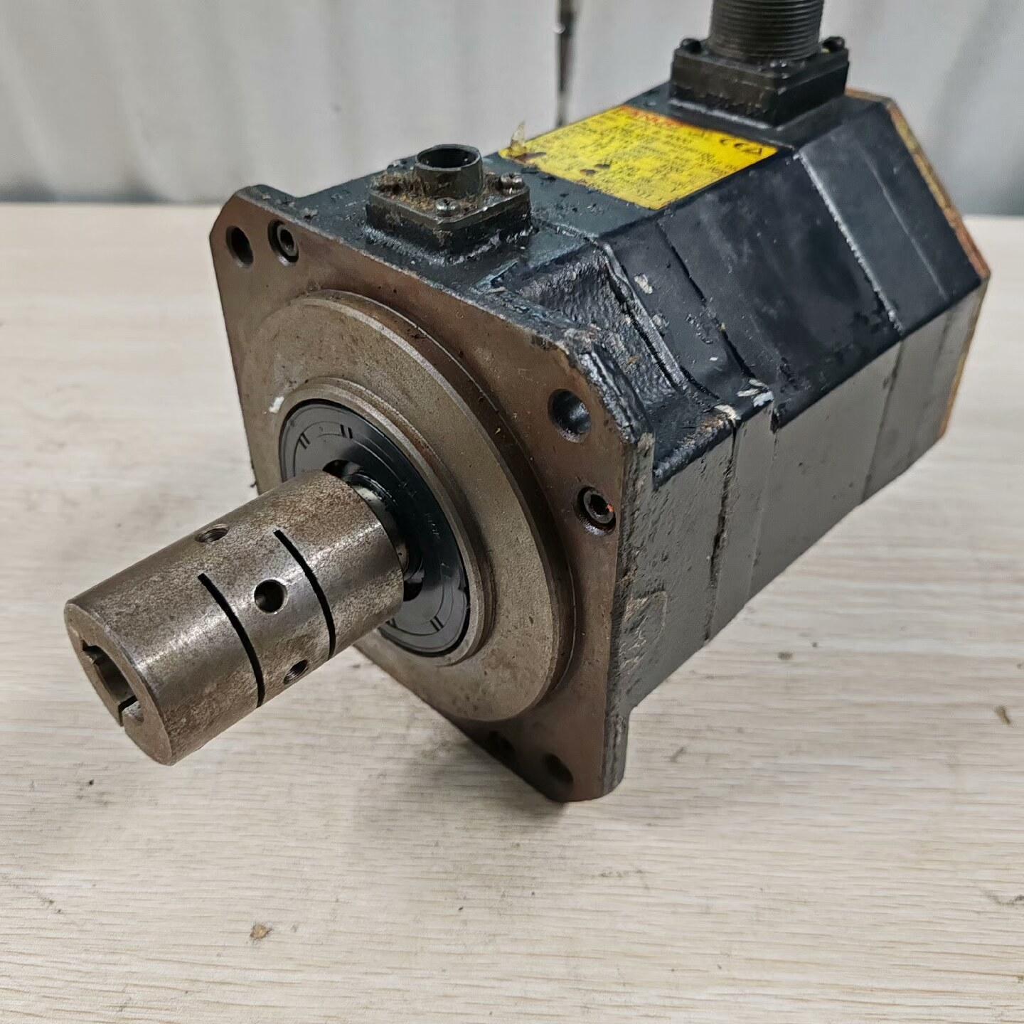 发那科伺服电机A06B-0235-B502#0100 原装拆