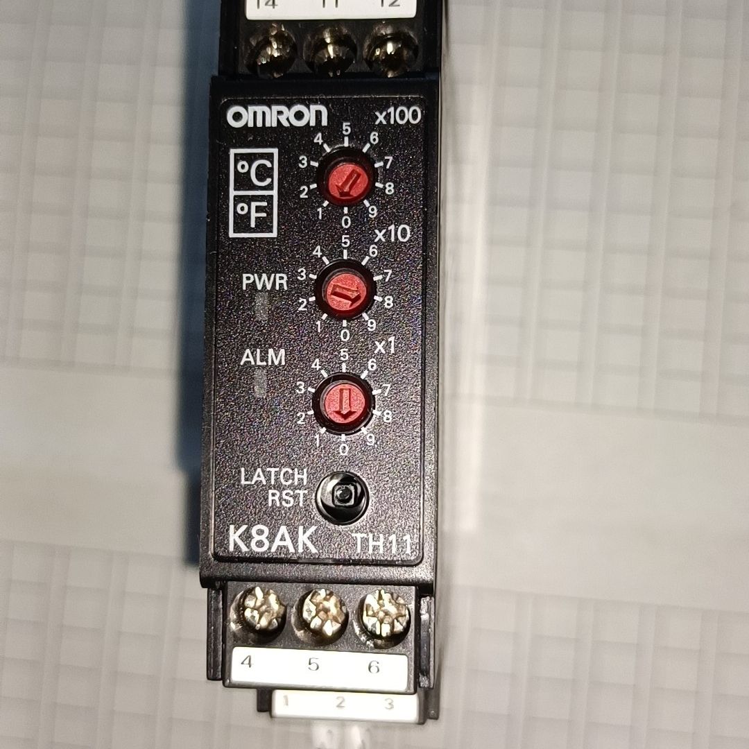 拆封温度警报器 K8AK-TH11S  24V