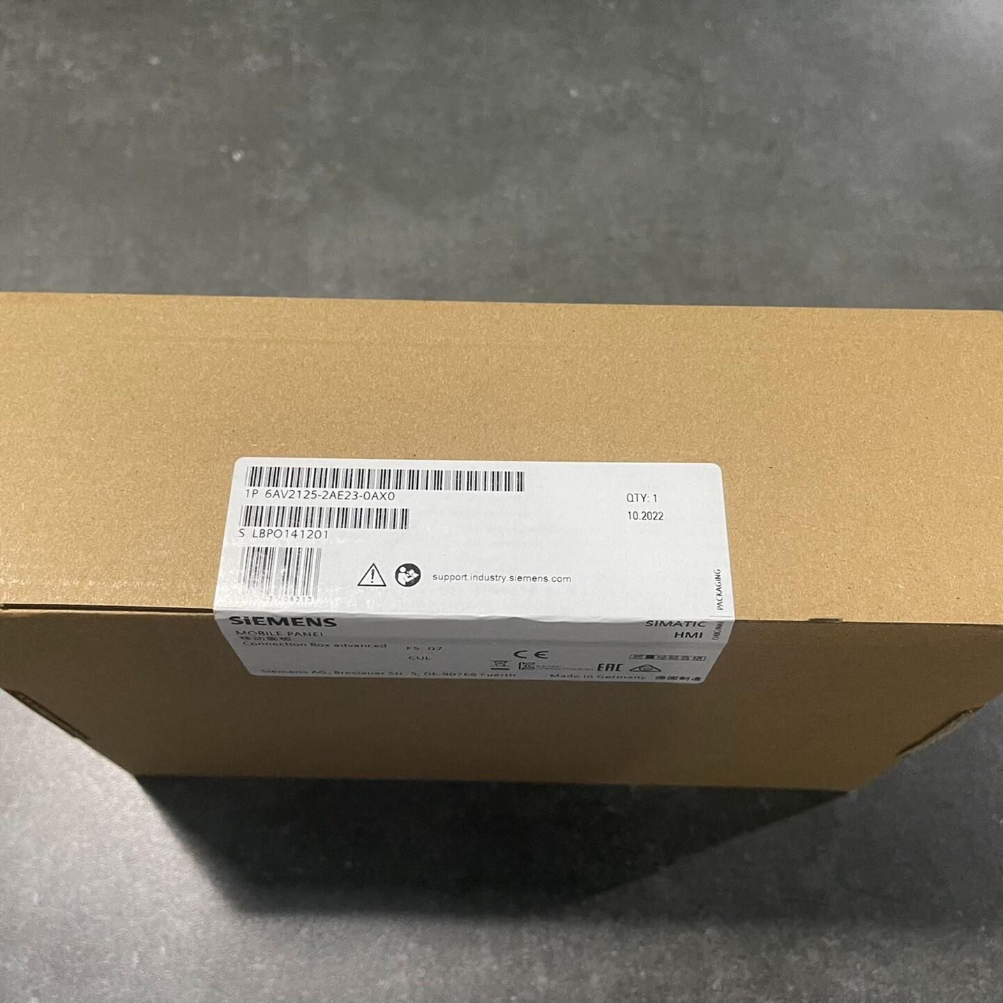 6AV2125-2AE23-0AX0西门子移动面板接线盒1P