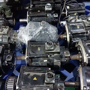 20A7C61 SGM7G 2000w电机安川SGM7G