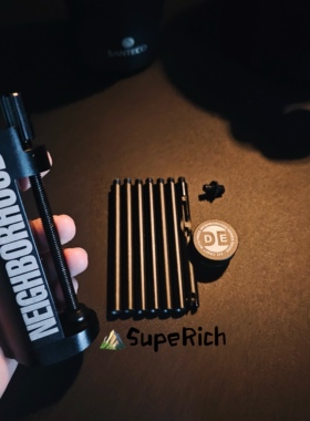 包邮Nbhd铝合金露营灯架多功能户外旅行便携折叠三脚架营地灯杆架