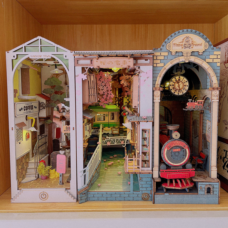 若来魔法暗巷diy小屋立体创意发光书立手工模型书挡拼装礼物