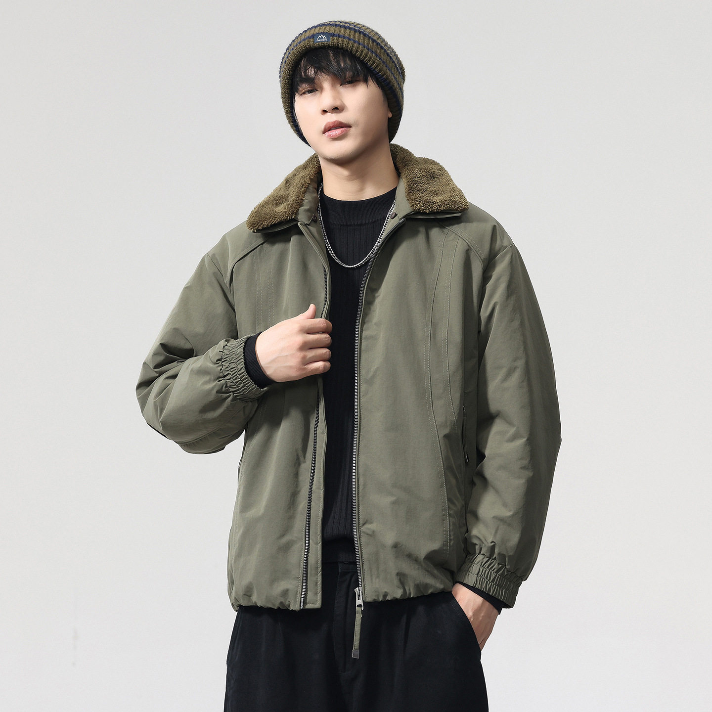 2025冬季新款男士翻领棉服