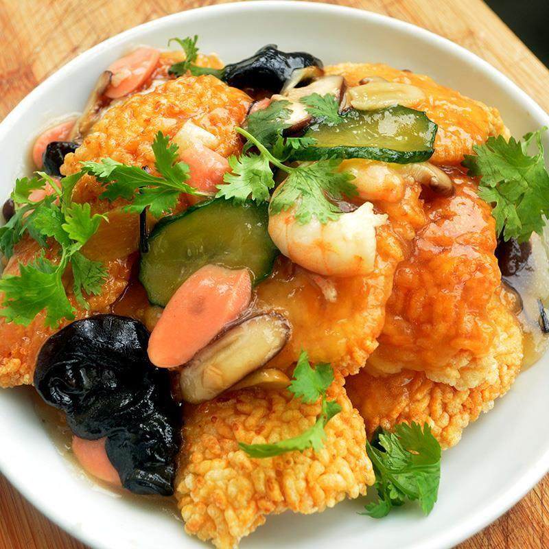 三鲜锅巴用半成品新鲜糯米手工饭店家酒店做蛋黄油炸锅巴肉片菜