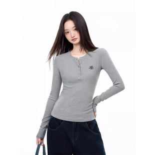 iiiamX灰色v领加绒修身t恤打底衫女2025秋季打底长袖内搭正肩上衣