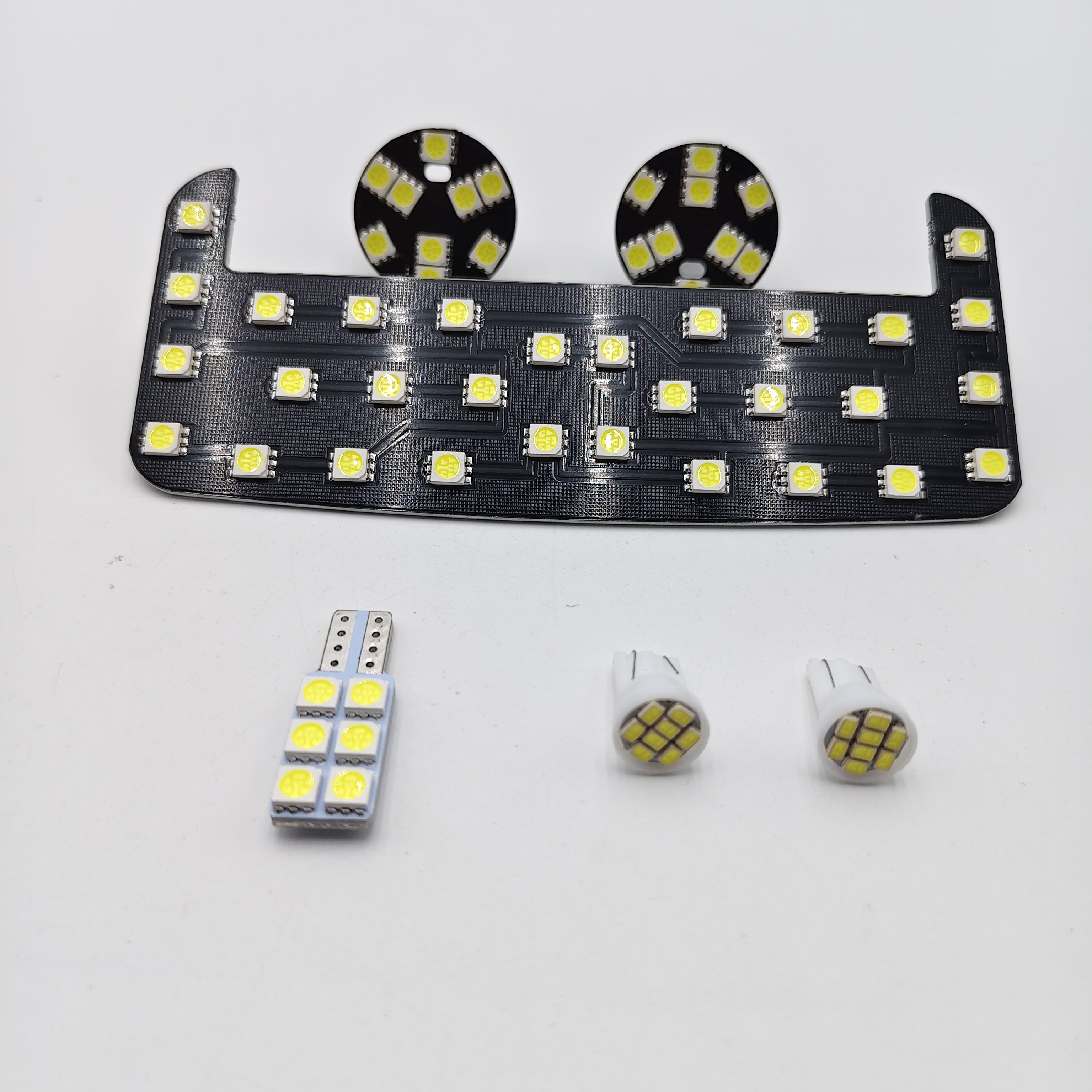 适用 TOYOTA COROLA CROSS /altis室內燈 閱讀燈 LED 白光6件式