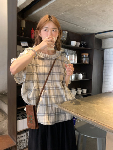 新款 法式 女夏季 衬衫 宽松慵懒休闲衬衣娃娃领韩系上衣 复古格子短袖