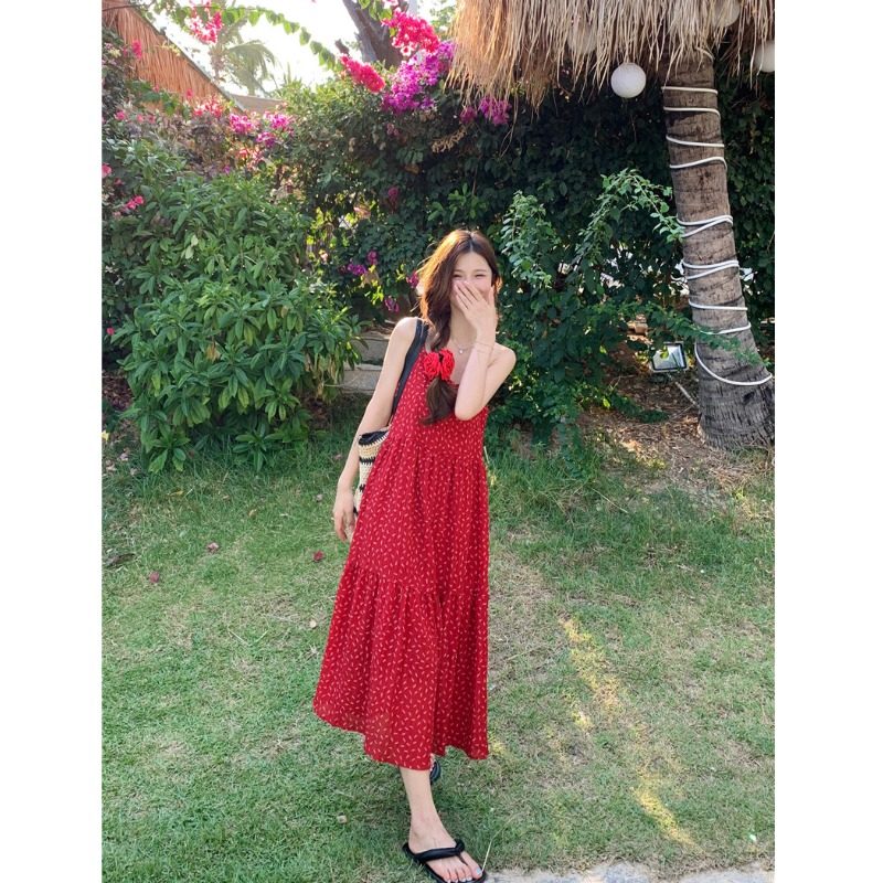 法式气质红色小个子碎花连衣裙2025新款女夏温柔风显瘦V领长裙子,女装/女士精品,连衣裙,淘宝优惠券,粉丝福利购,淘宝优惠卷