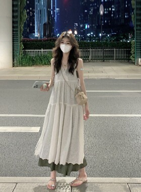 法式气质V领叠穿宽松白色背心连衣裙女夏季内搭绿色吊带裙长裙子