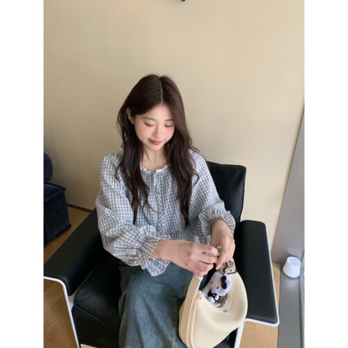 法式高级蓝色格子衬衫女2026新款早秋季上衣慵懒宽松休闲长袖衬衣