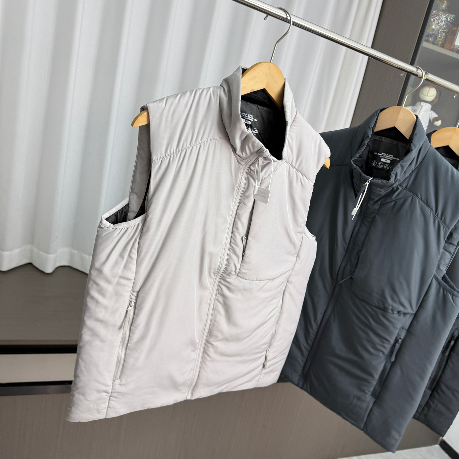 盟锐卡山系！防水保暖！外贸男装秋冬纯色绗棉户外保暖立领棉马甲