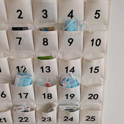 新款多层口罩收纳袋壁挂式水电