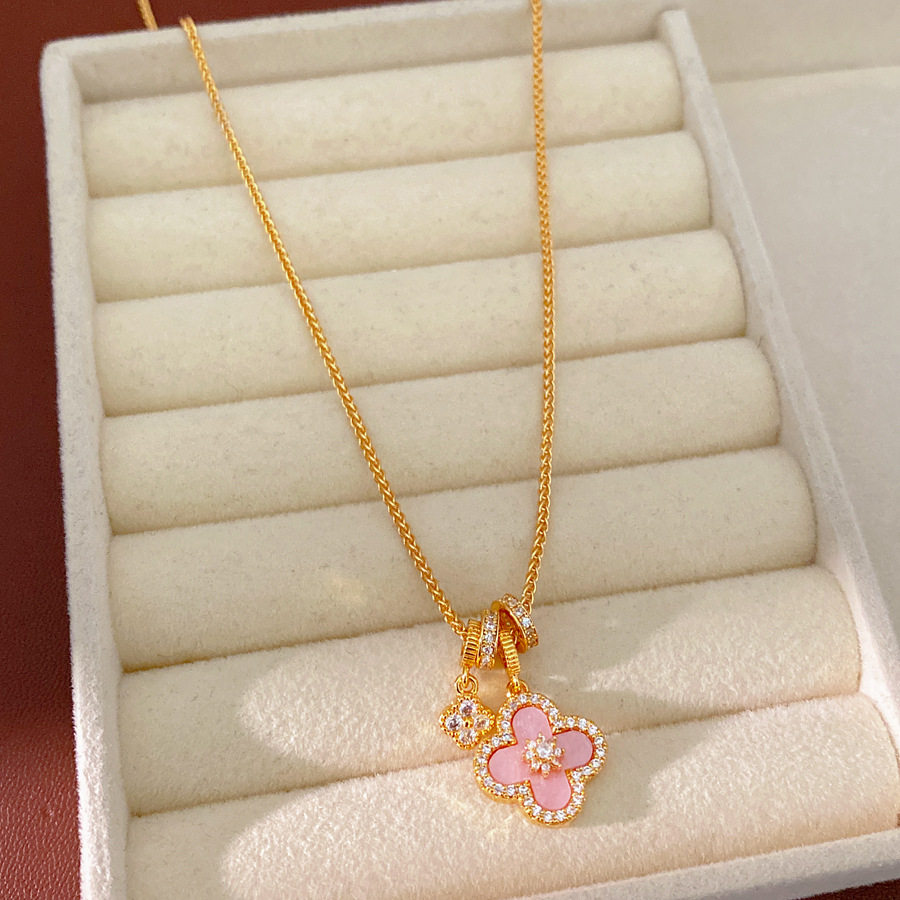 18K真金电镀贝母幸运草花朵项链轻奢小众高级感锁骨链精致项饰女