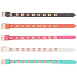 防咬PU中小型狗狗脖圈 柔软舒适不勒猫咪颈圈 爆款 宠物创意铆钉猫