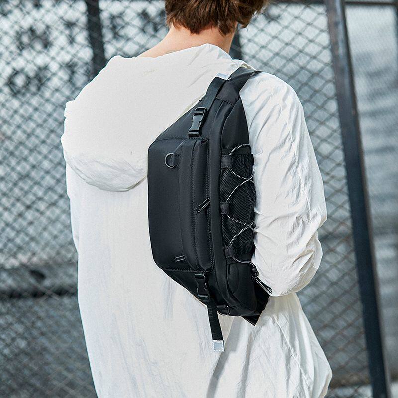 胸包男ins潮小包斜挎包男生背包