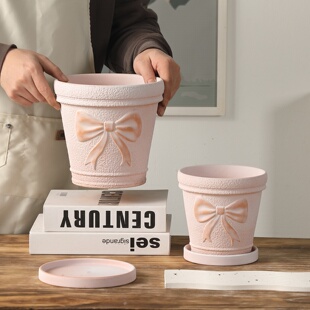 雾化白蝴蝶结浮雕陶土花盆简约百搭绿萝彩叶芋朱顶红绿植盆栽装 饰