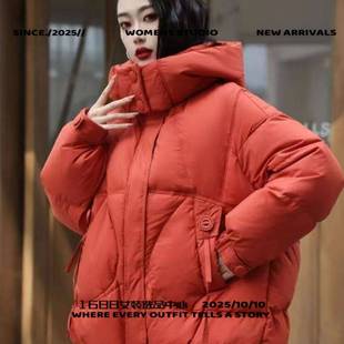 石狮浪印户外代工时尚白搭连帽圆扣服女短款冬季新款韩版宽松保暖