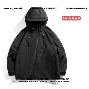 平湖羽绒服男装春秋季新款冲锋衣休闲连帽夹克单衣男士时尚百搭连