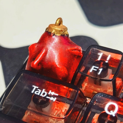 霸王卵键盘键帽树脂材质挂件贴合