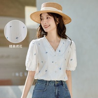 撤柜夏季新款法式气质设计感小清新刺绣短袖纯棉花边V领白衬衫女