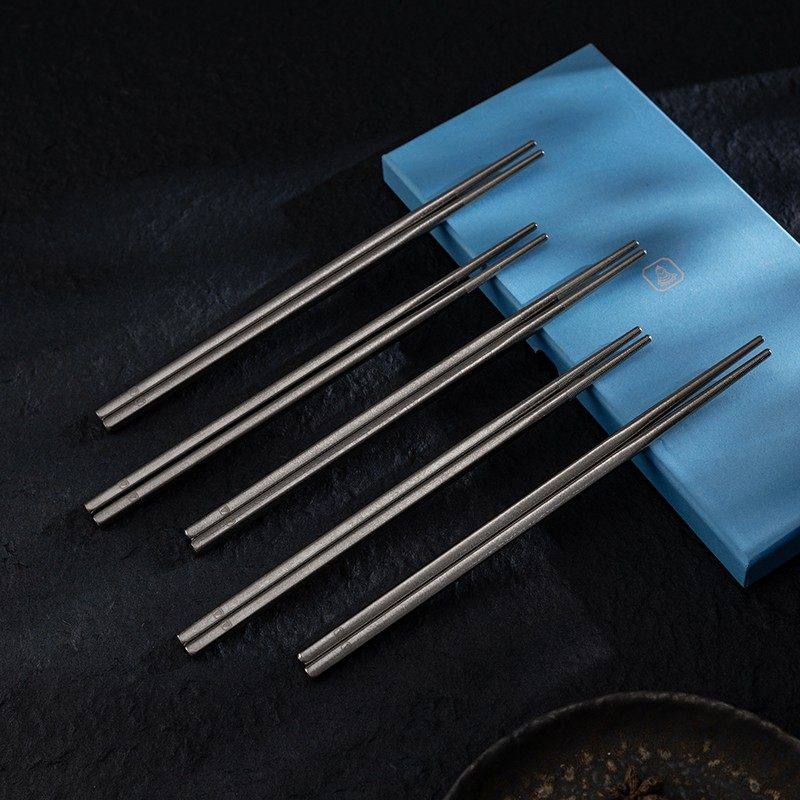 成事好物冯唐出品99%家庭装纯钛筷子套装航天材质稳定防霉防腐蚀,餐饮具,筷子,淘宝优惠券,粉丝福利购,淘宝优惠卷