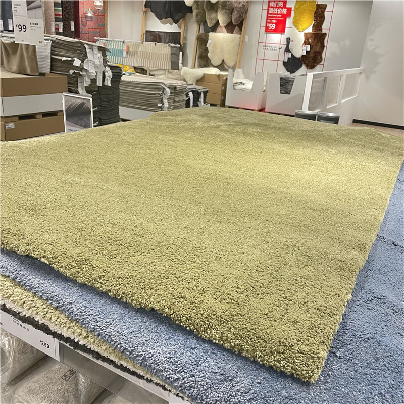 宜家斯托恩瑟卧室床边橄榄绿地毯