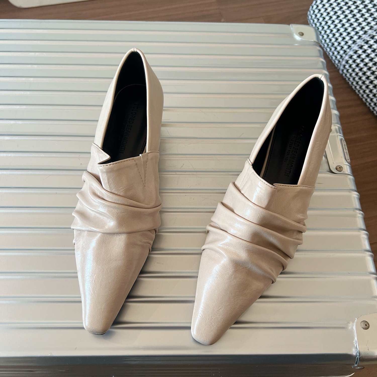 2026春季新款欧美风小方头鞋子女褶皱深口单鞋女内增高低跟女鞋,女鞋,深口单鞋,淘宝优惠券,粉丝福利购,淘宝优惠卷