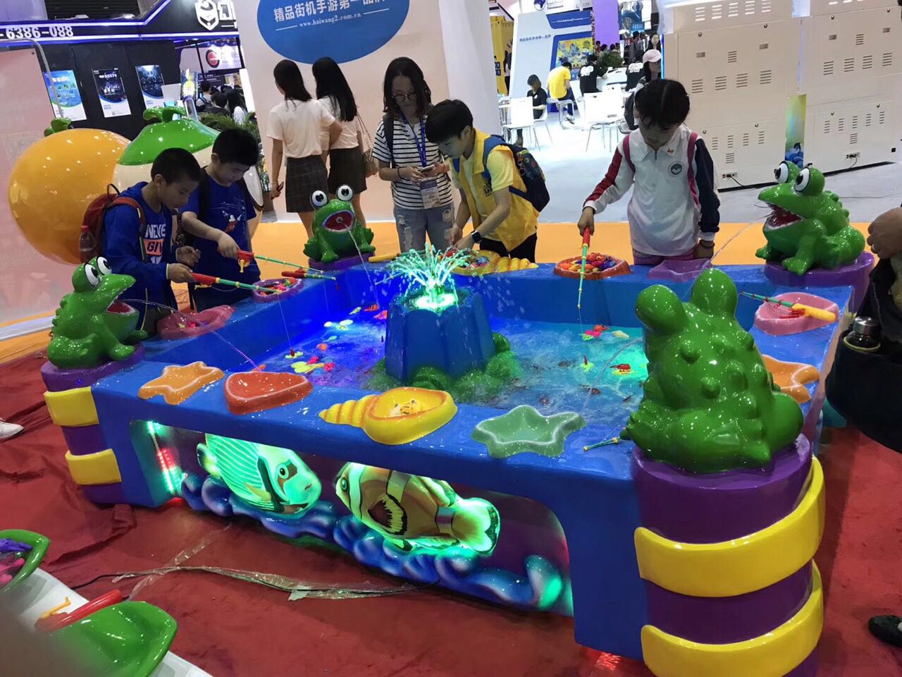 热销儿童游乐室内超市玻璃钢钓鱼池 室外广场磁性玩具捞鱼池 氧气