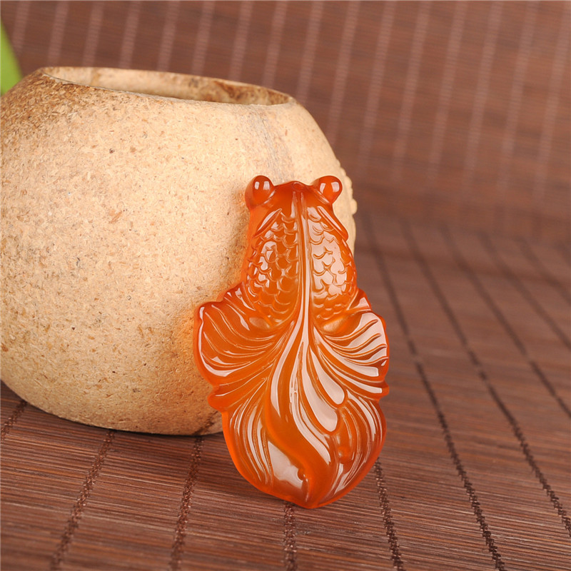 红玉髓玛瑙玉金鱼男女情侣款吊坠项坠平安玉佩年年有余吊坠礼在类目 饰品/流行首饰/时尚饰品新, 项坠/吊坠中 - 来自Buy2taobao.com提供专业的淘宝代购服务