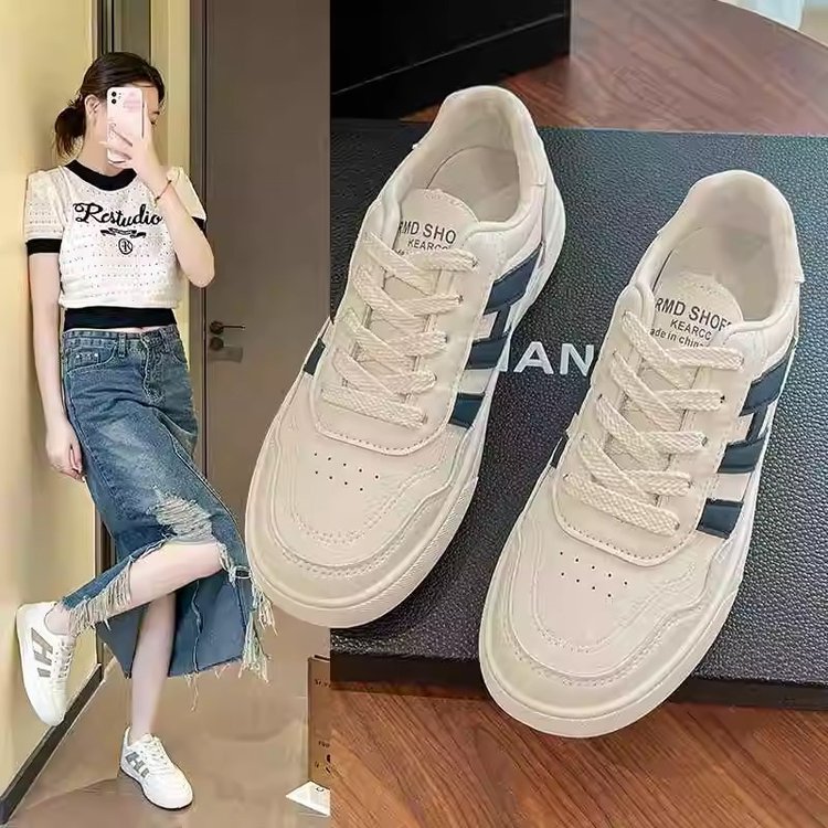 小白鞋女2025年秋季新款韩版百搭防滑一脚蹬不磨脚软运动休闲板鞋