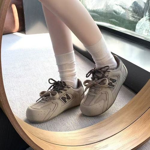 网面运动休闲板鞋潮2025夏季新款透气鞋韩版复古鞋子网红德训鞋女