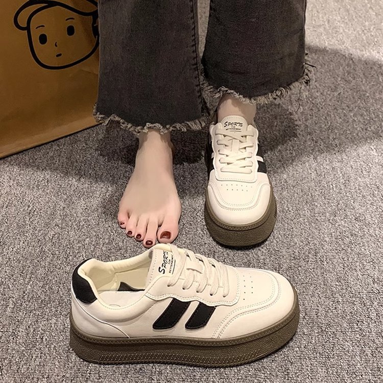 德训厚底板鞋女皮面秋季新款ins潮小众百搭低帮学生运动小白鞋子