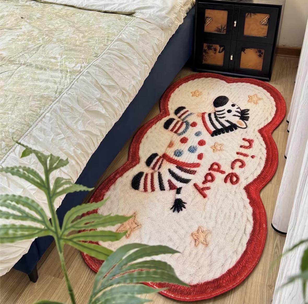 毛线风卡通小狗kt仿羊绒加厚凯蒂可爱地垫床边毯家用阳台卧室地毯