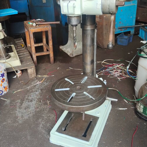 议价台湾良笠钻床，型号LG-120PF，带自动进给，速度可调，装