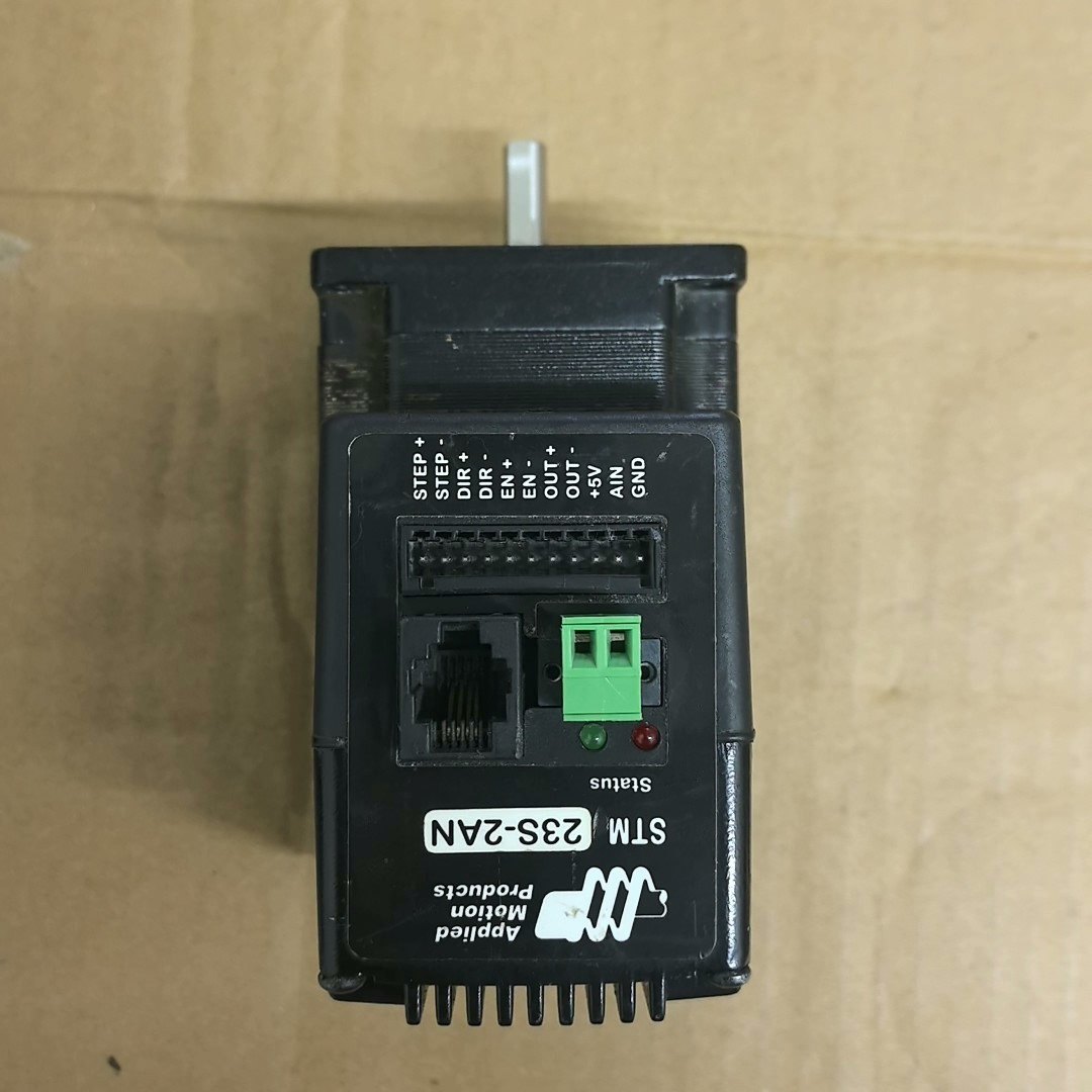 议价STM57步进一体步进，23S-2AN，上电后电机能自锁，发